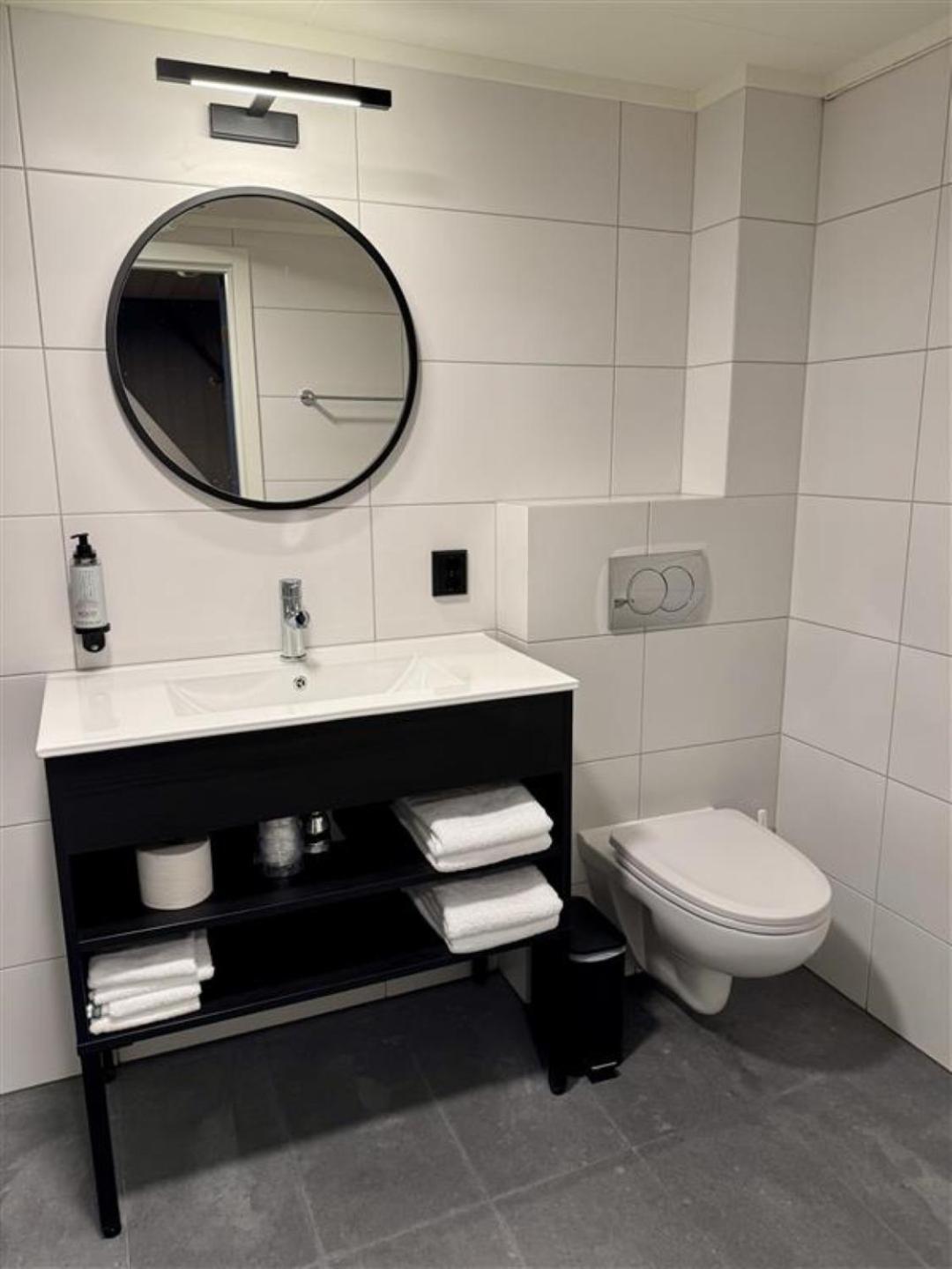 Gronnbuene Rorbu Hotel Andenes Buitenkant foto